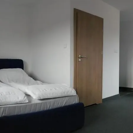 Alda Gold Homestay *