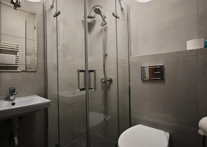 Δωμάτια σε οικογενειακή κατοικία Alda Gold