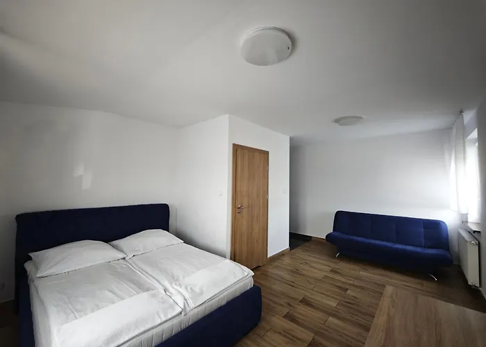 Δωμάτια σε οικογενειακή κατοικία Alda Gold Pyrzowice